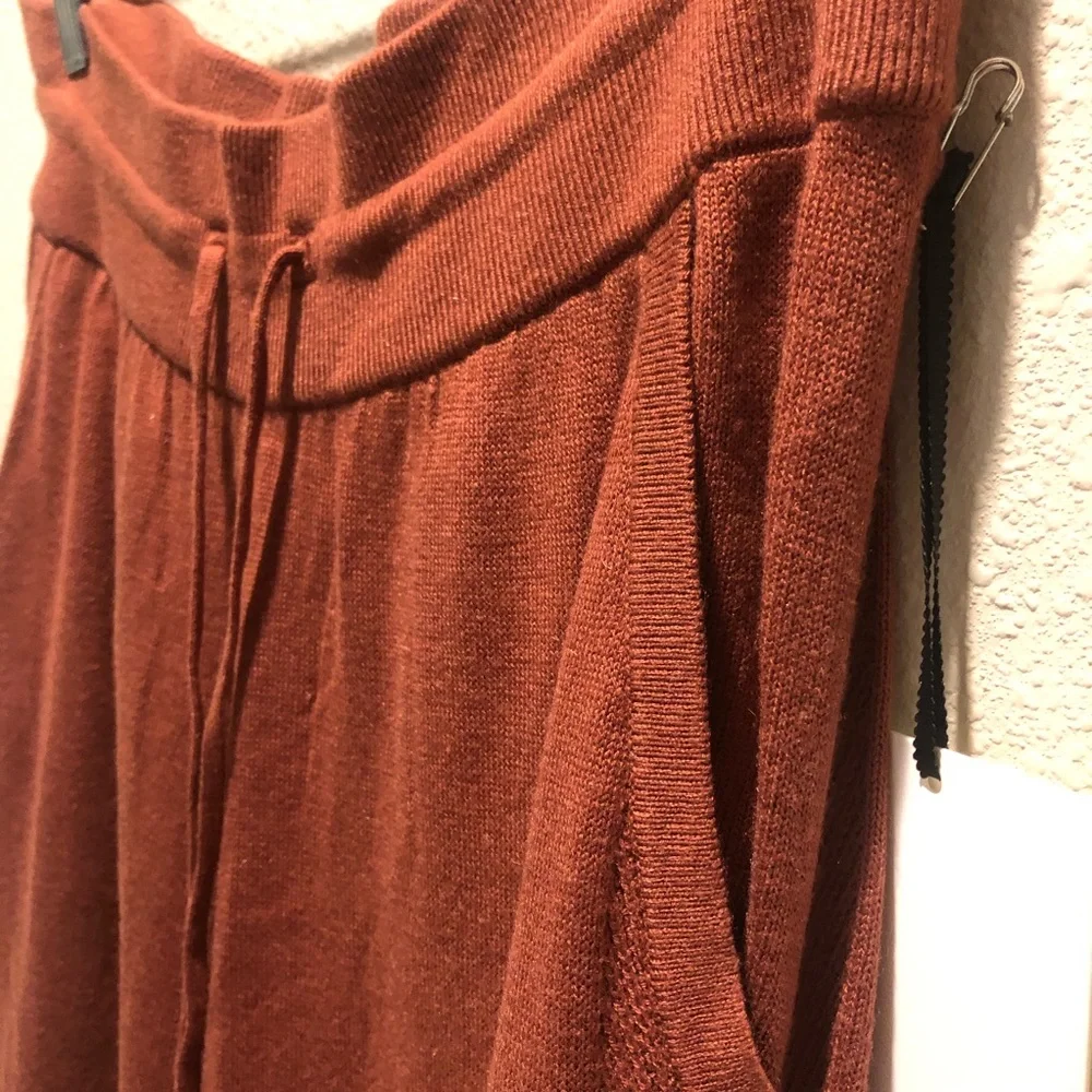 Lululemon Comfort Zone lounge Pants 10 or 8 NEW